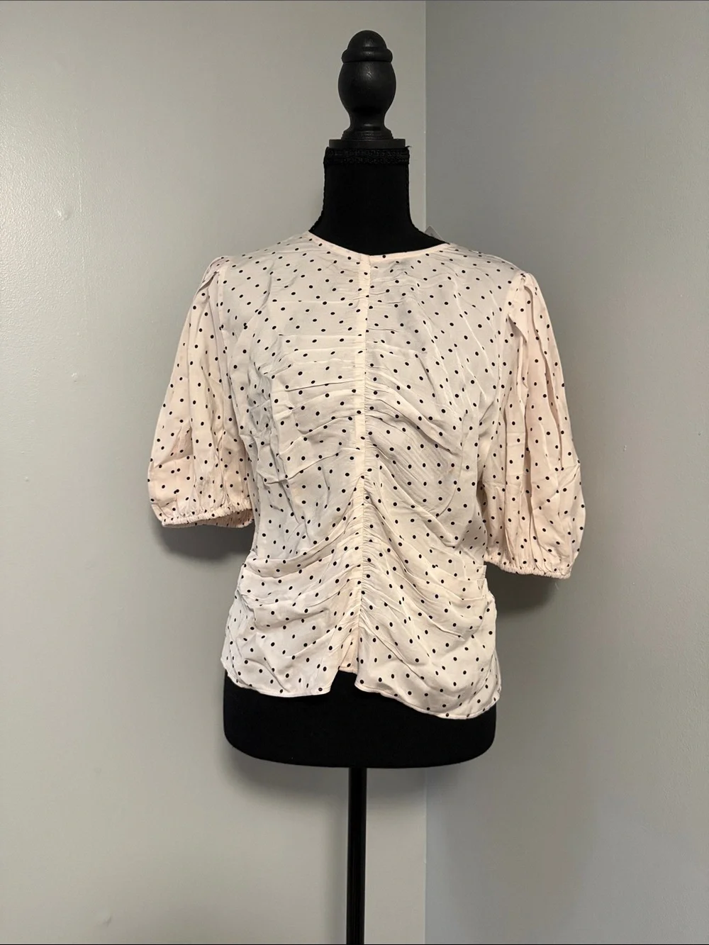 Aritzia Cream Polka Dot Ruched Puff Sleeve Blouse